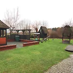 Ferien Unterm Reetdach Bis Zu 6 Personen Alt Bukow