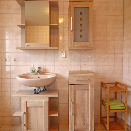 Ferien Unterm Reetdach Bis Zu 6 Personen Alt Bukow