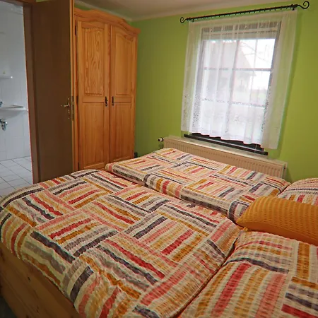 Ferien Unterm Reetdach Bis Zu 6 Personen *