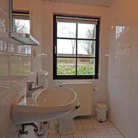 아파트 Ferien Unterm Reetdach Bis Zu 6 Personen