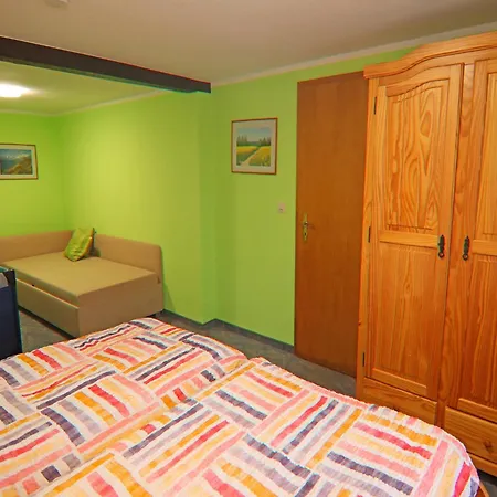 Ferien Unterm Reetdach Bis Zu 6 Personen 아파트