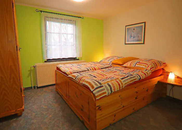 Ferien Unterm Reetdach Bis Zu 6 Personen * Alt Bukow